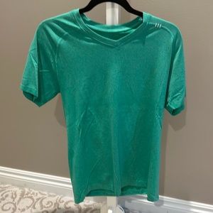 Lululemon Metal Vent Short Sleeve Shirt
